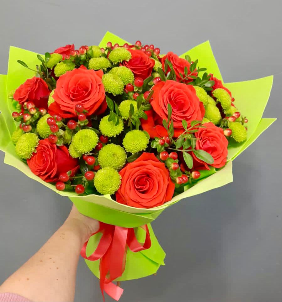 Букет цветов из: Хризантемы и Розы в Большое Болдино