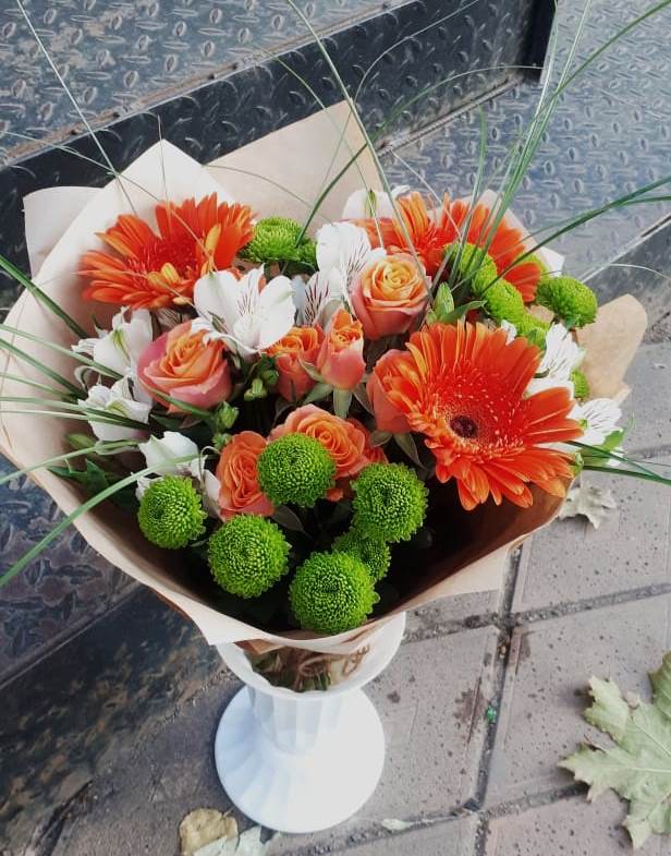 Букет цветов из: Герберы, Хризантемы, Альстромерии и Розы в Большое Болдино