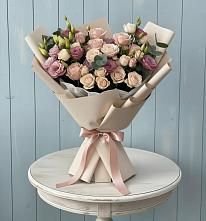 Букет цветов из:  Розы и Лизиантусы в Большое Болдино