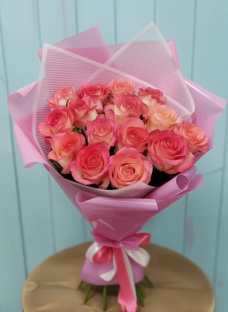 Букет 15 Розовых роз Равель в Большое Болдино