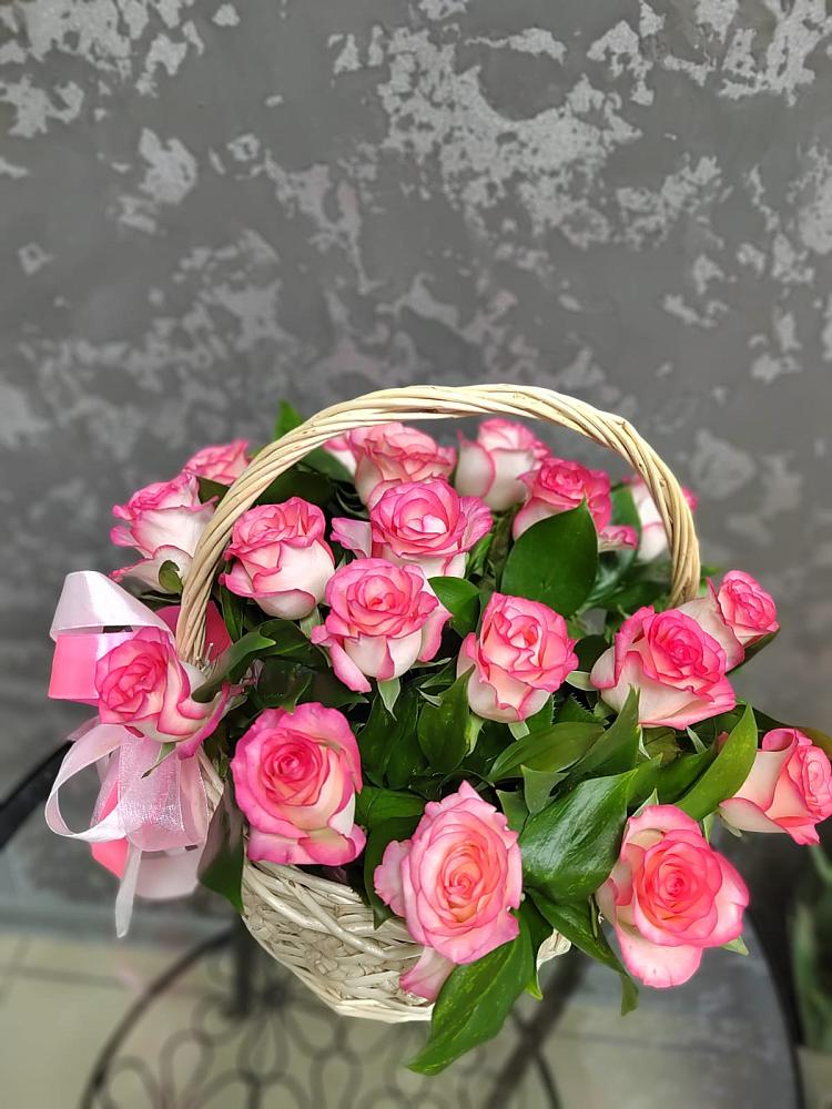Цветочная композиция из Розы в корзине в Большое Болдино