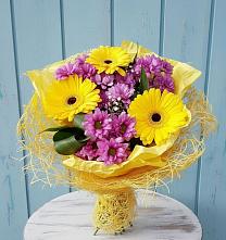 Букет цветов из:  Хризантемы и Герберы в Большое Болдино