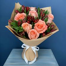 Букет цветов из:  Розы и Альстромерии в Большое Болдино