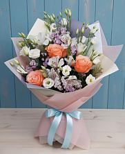 Букет цветов из:  Лизиантусы, Розы, Альстромерии и Гипсофила в Большое Болдино