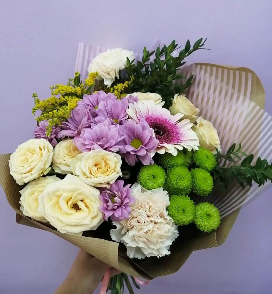 Букет цветов из: Хризантемы, Розы, Гвоздики и Герберы в Большое Болдино