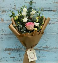 Букет цветов из:  Розы и Лизиантусы в Большое Болдино
