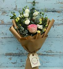 Букет цветов из:  Розы и Лизиантусы в Большое Болдино