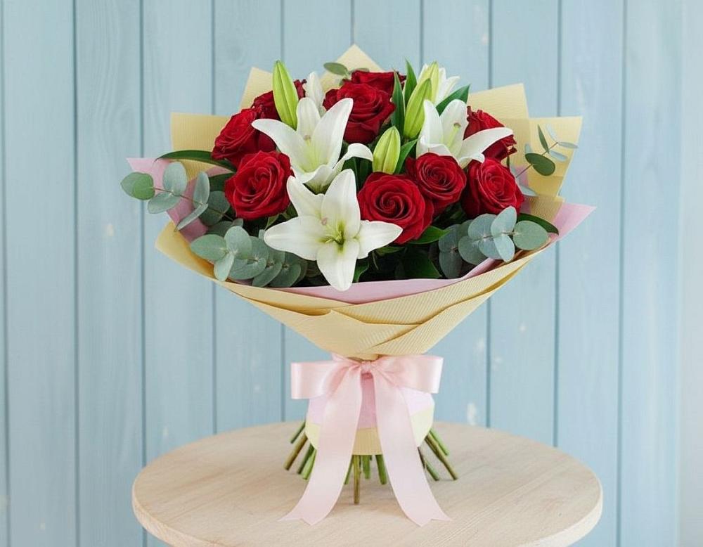 Букет цветов из: Лилии и Розы в Большое Болдино