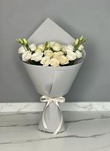 Букет цветов из:  Розы и Лизиантусы в Большое Болдино